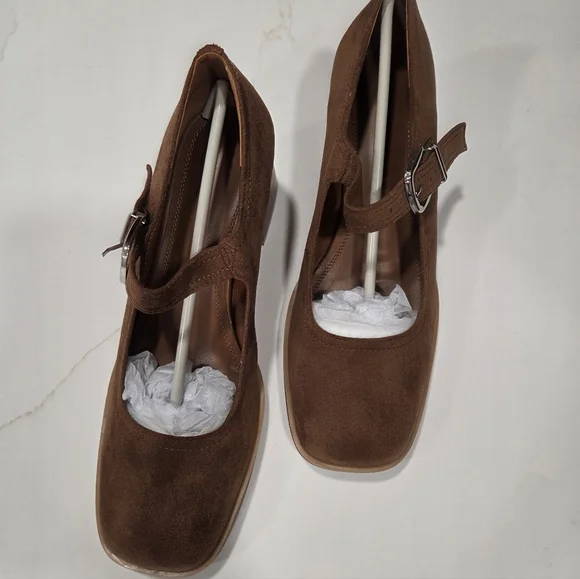 Women’s Brown Suede Mary Jane Block Heel Pumps - Picture 2 of 6